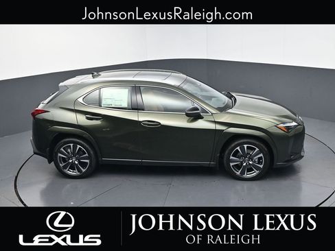 New 2026 Lexus UX 300h FWD image 28