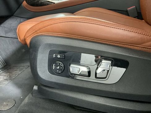 Certified 2025 BMW X7 xDrive40i image 22