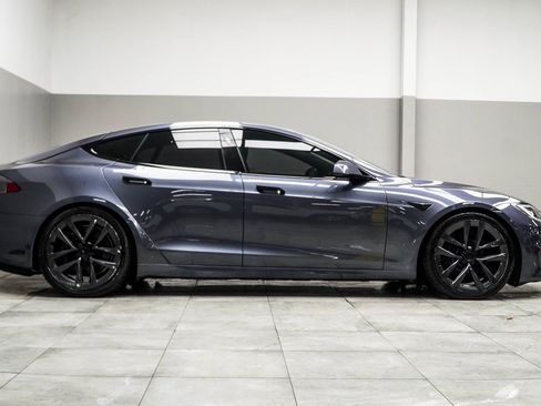 Used 2021 Tesla Model S Plaid image 6