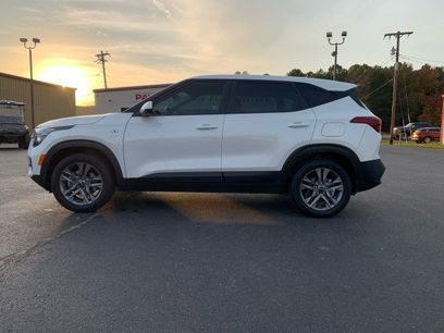 Used 2021 Kia Seltos LX