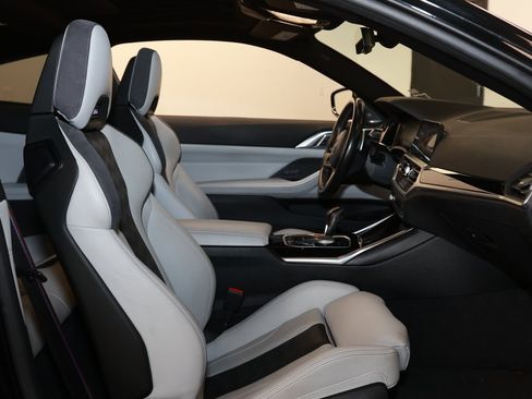 Used 2021 BMW M4 Competition w/ Executive Package image 16