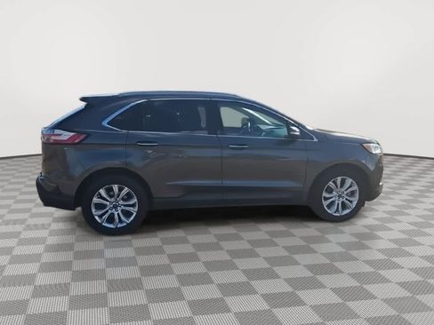 Used 2020 Ford Edge Titanium image 9
