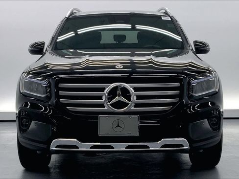 Certified 2024 Mercedes-Benz GLB 250 image 3