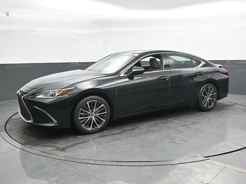 Used 2023 Lexus ES 350 w/ Premium Package FWD image 7