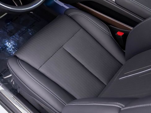 New 2027 Cadillac Vistiq Luxury w/ LPO, Floor Liner Package AWD/4WD image 14