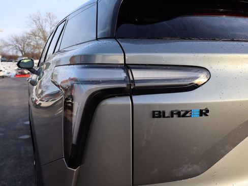 New 2026 Chevrolet Blazer EV SS image 36