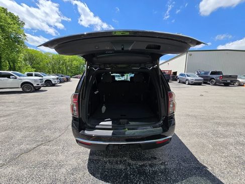 Used 2024 Chevrolet Suburban LT AWD/4WD image 20