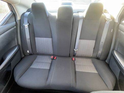 Used 2025 Nissan Sentra SV image 38