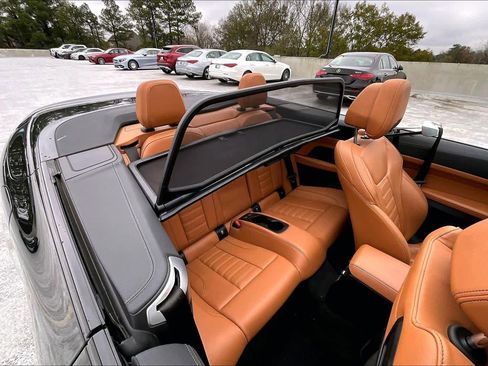 Used 2021 BMW M440i Convertible w/ Premium Package image 16