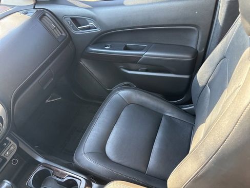 Used 2015 GMC Canyon SLT w/ Driver Alert Package image 14