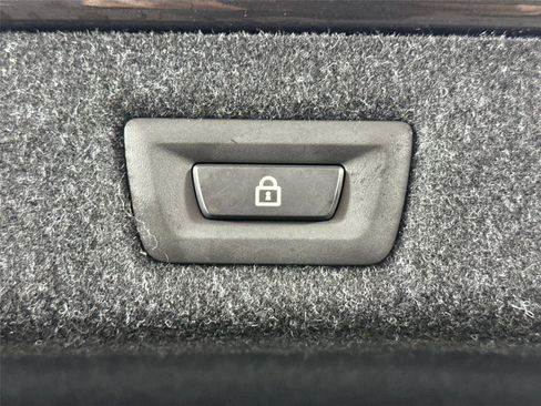 Used 2017 BMW 530i image 41