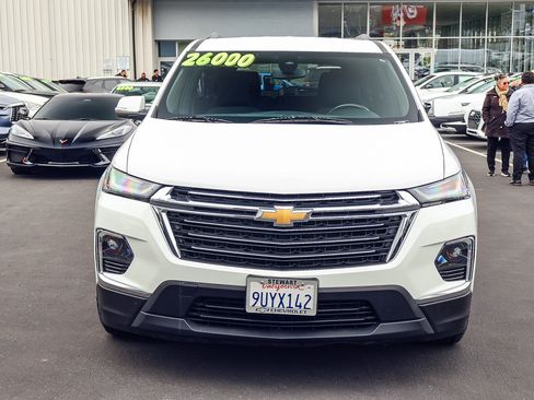 Used 2022 Chevrolet Traverse LT AWD/4WD image 19