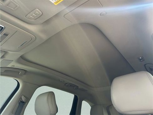 Used 2024 Lincoln Nautilus Reserve w/ Equipment Group 203A image 28