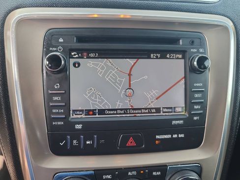 Used 2013 GMC Acadia Denali AWD/4WD image 24