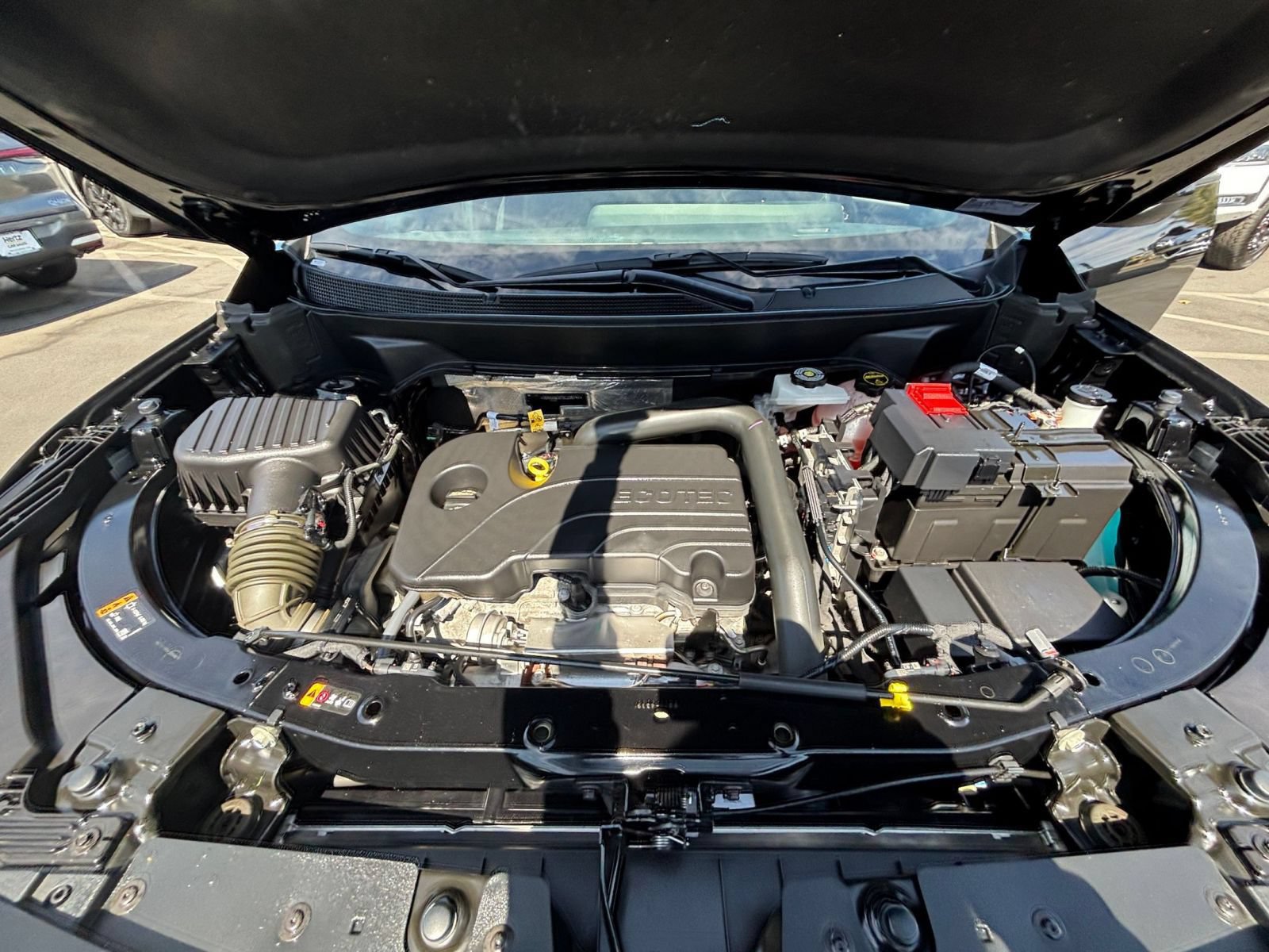 Used 2025 Chevrolet Equinox LT FWD image 32