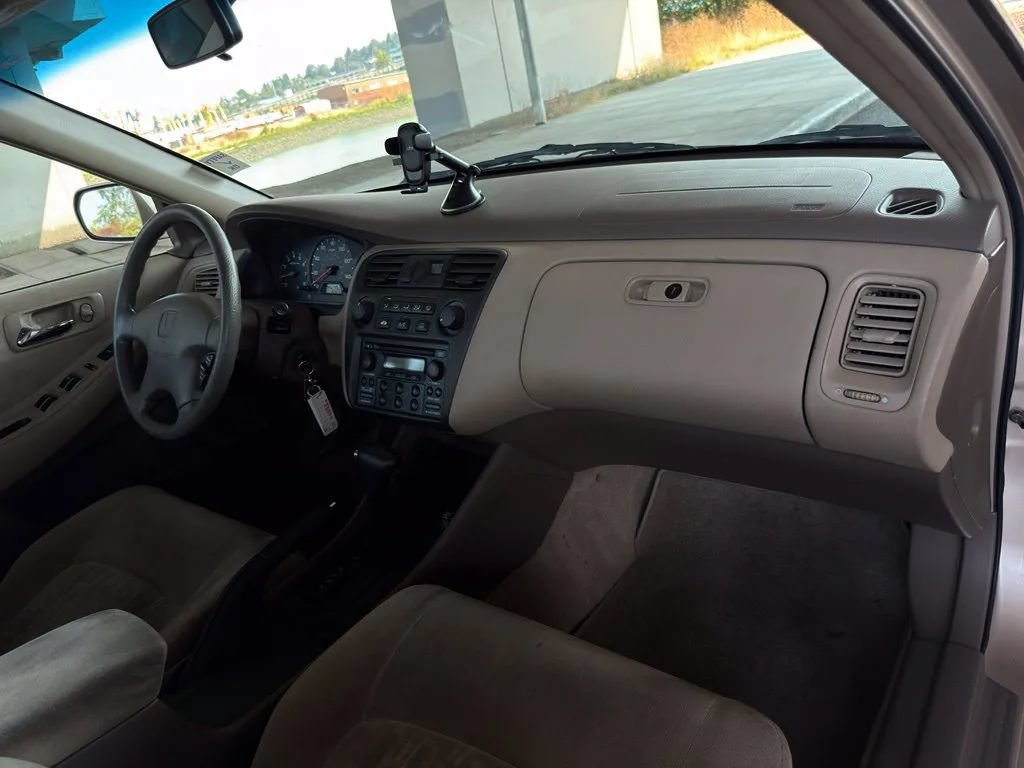 Used 2000 Honda Accord EX image 41