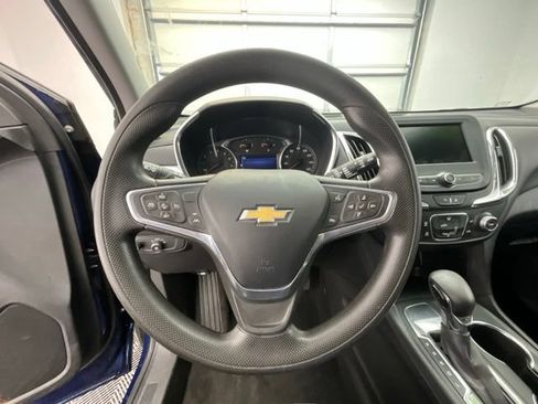 Used 2022 Chevrolet Equinox LT FWD image 5