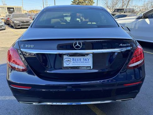 Used 2019 Mercedes-Benz E 300 4MATIC w/ Premium 1 Package image 6