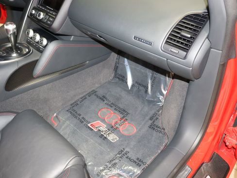 Used 2012 Audi R8 GT image 31