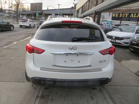 Used 2017 INFINITI QX70 Base AWD w/ Premium Package image 33