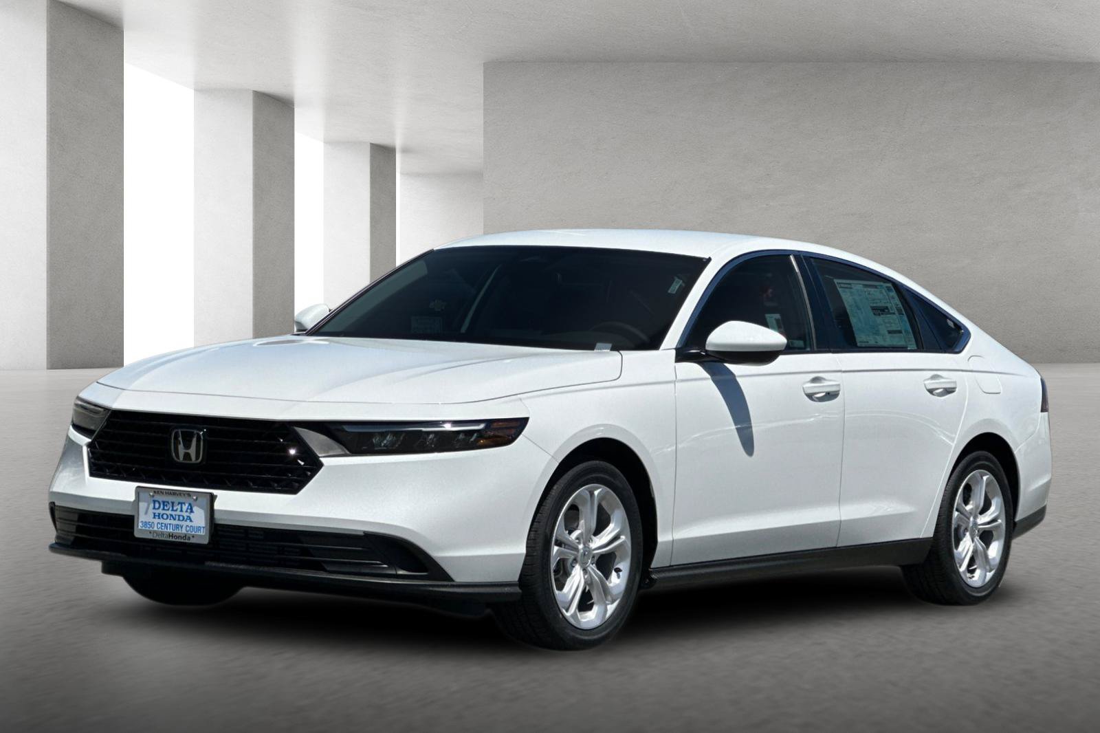 Used 2026 Honda Accord LX image 8