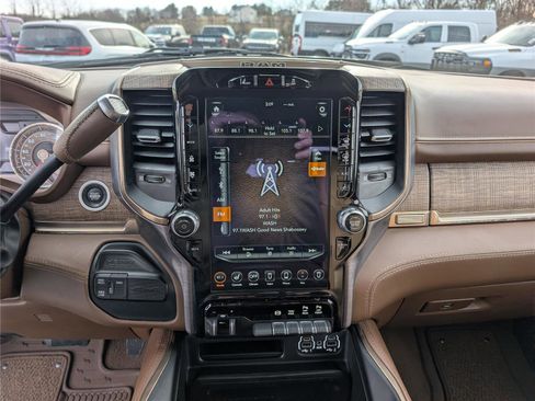 Used 2020 RAM 2500 Limited image 19