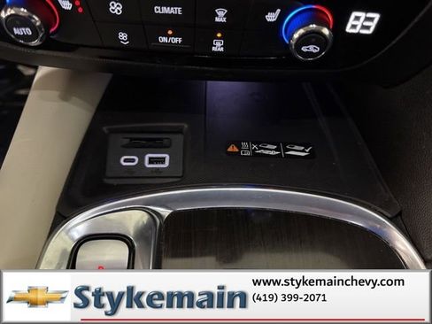 Used 2023 Buick Enclave Essence FWD image 43