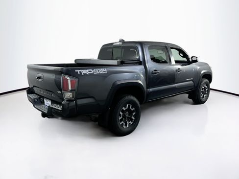 Used 2021 Toyota Tacoma TRD Off-Road w/ Technology Package AWD/4WD image 5