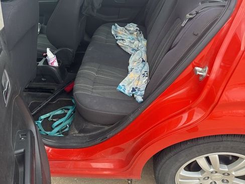 Used 2013 Chevrolet Sonic LT image 2