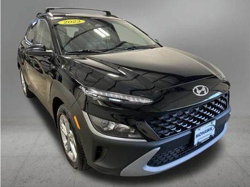 Used 2023 Hyundai Kona SEL AWD/4WD image 7