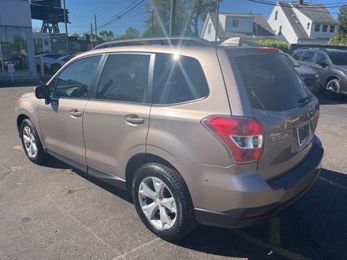Used 2016 Subaru Forester 2.5i Premium w/ Popular Package #2 AWD/4WD image 7
