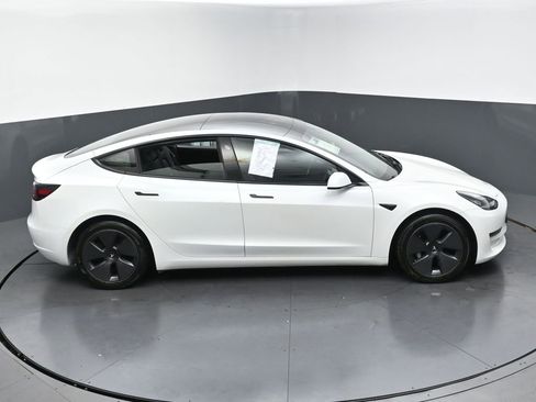 Used 2021 Tesla Model 3 Long Range image 40