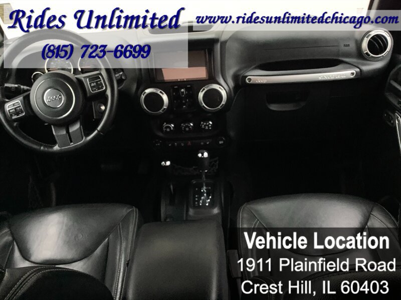 Used 2015 Jeep Wrangler Unlimited Rubicon w/ Dual Top Group AWD/4WD image 34