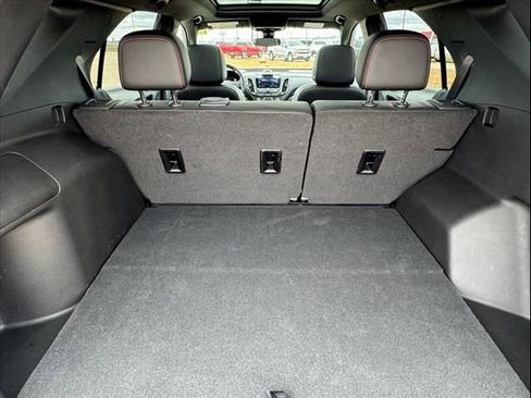 Used 2022 Chevrolet Equinox RS w/ RS Leather Package image 21