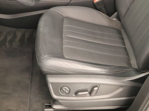 Used 2020 Audi Q5 2.0T Premium Plus w/ Premium Plus Package AWD/4WD image 24