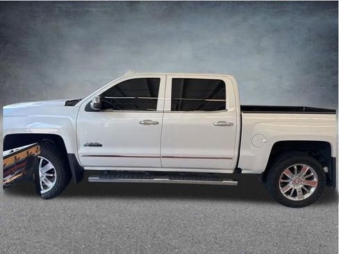Used 2017 Chevrolet Silverado 1500 High Country AWD/4WD image 2