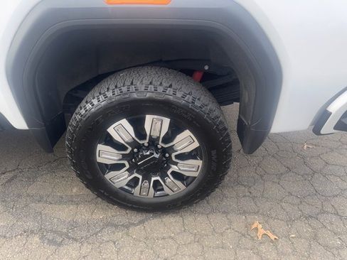 Used 2024 GMC Sierra 3500 Denali w/ Denali Reserve Package image 12