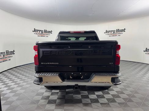 Used 2024 Chevrolet Silverado 1500 LT image 9