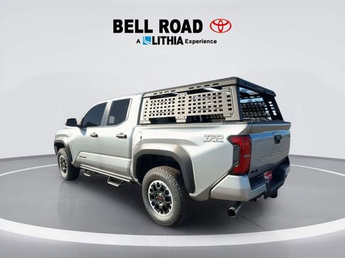 Used 2025 Toyota Tacoma TRD Off-Road AWD/4WD image 6