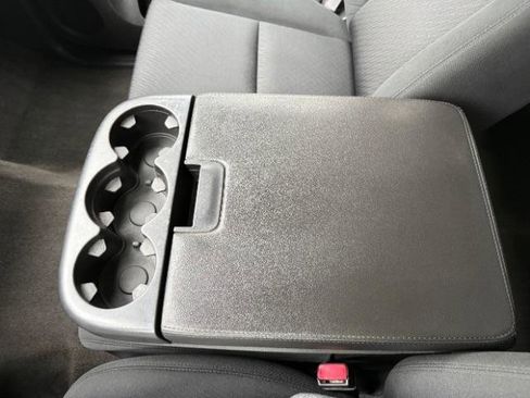 Used 2013 GMC Sierra 1500 SLE w/ Power Tech Package image 32