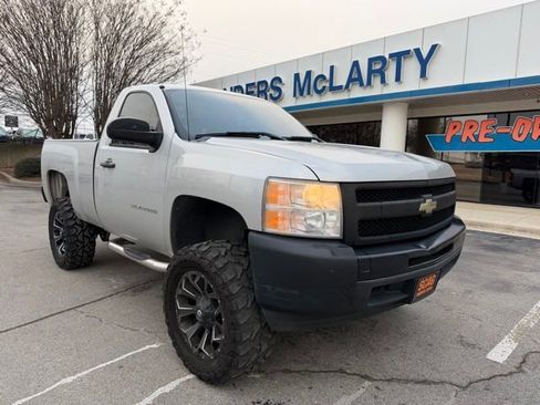 Used 2011 Chevrolet Silverado 1500 W/T image 2