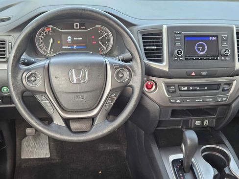 Used 2019 Honda Ridgeline RT image 25