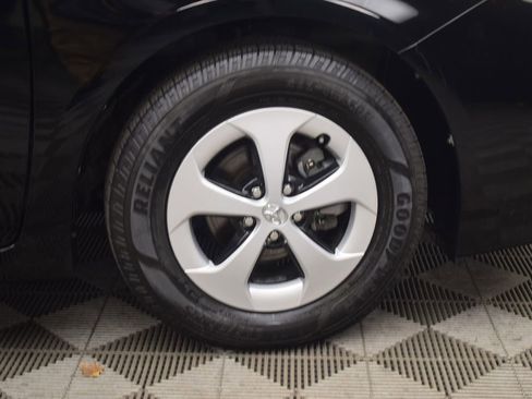 Used 2012 Toyota Prius Four image 23