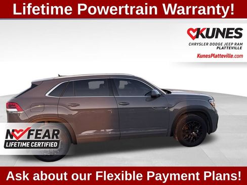 Used 2023 Volkswagen Atlas Cross Sport SEL Premium R-Line AWD/4WD image 17