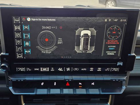 Used 2024 GMC Hummer EV 3X AWD/4WD image 36
