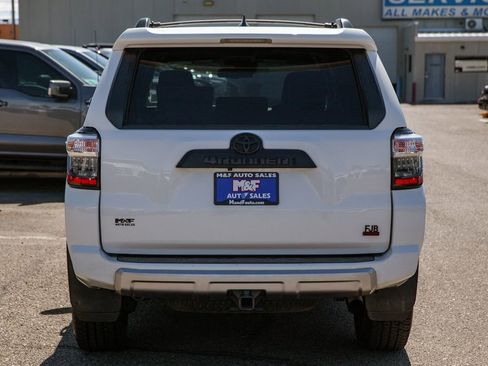 Used 2020 Toyota 4Runner TRD Off-Road Premium AWD/4WD image 6
