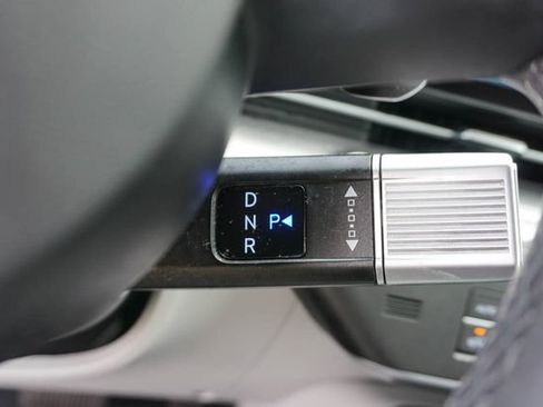 Used 2024 Hyundai Kona SEL w/ Convenience Package AWD/4WD image 24