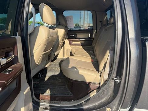 Used 2014 RAM 1500 Laramie w/ Convenience Group AWD/4WD image 15