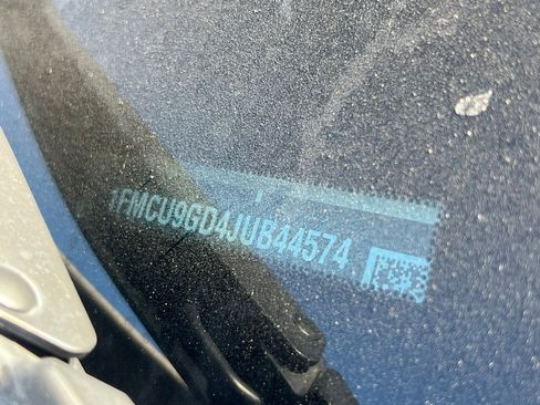 Used 2018 Ford Escape SE image 9