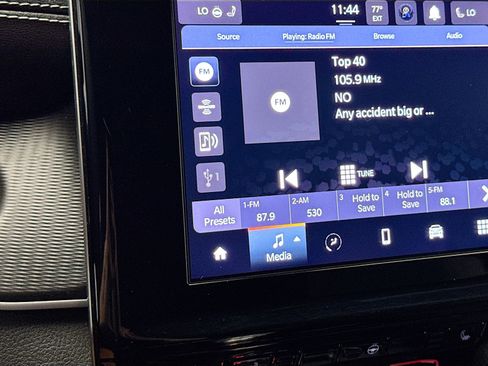 Used 2023 Jeep Grand Cherokee L Laredo RWD image 11